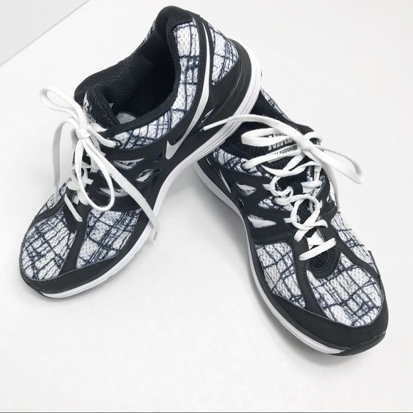 Nike Shoes - Nike Dual Fusion Lite Pattern Athletic Shoes 9.5
